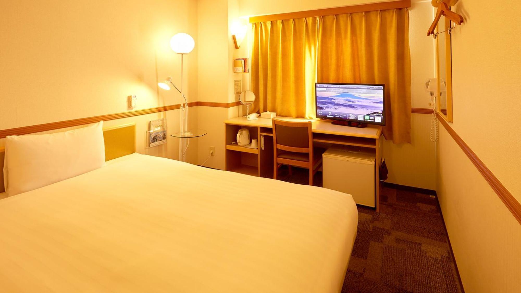 Toyoko Inn Shonan Hiratsuka Eki Kita Guchi No 2 Quarto foto